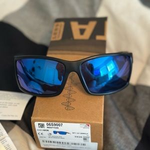 Costa Del Mar Men's Reefton Rectangular Sunglasses